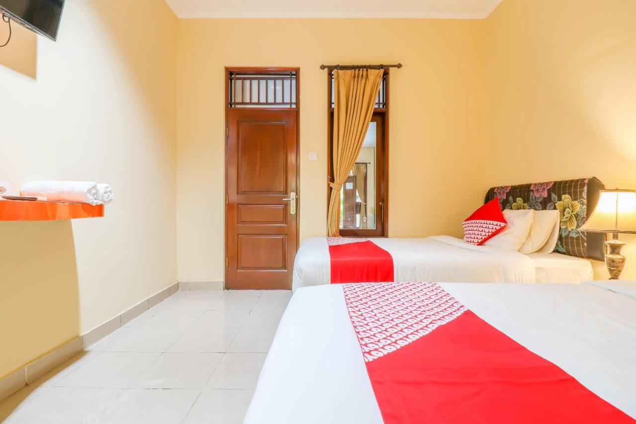 OYO 2280 Wisma Guntur II Denpasar  Bagian luar foto