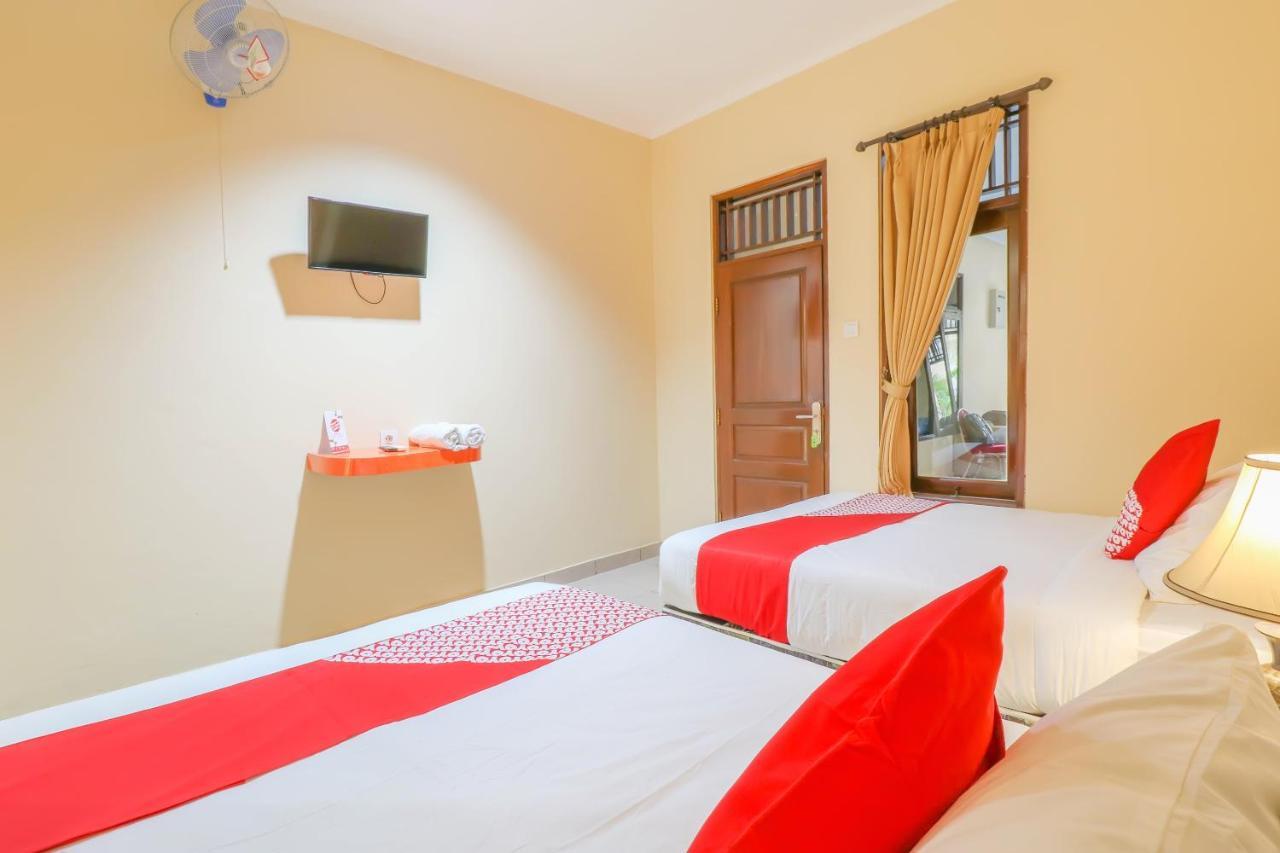 OYO 2280 Wisma Guntur II Denpasar  Bagian luar foto