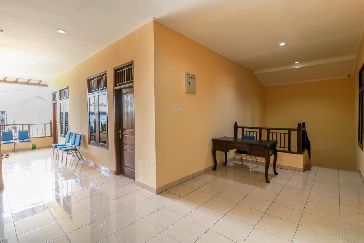 OYO 2280 Wisma Guntur II Denpasar  Bagian luar foto