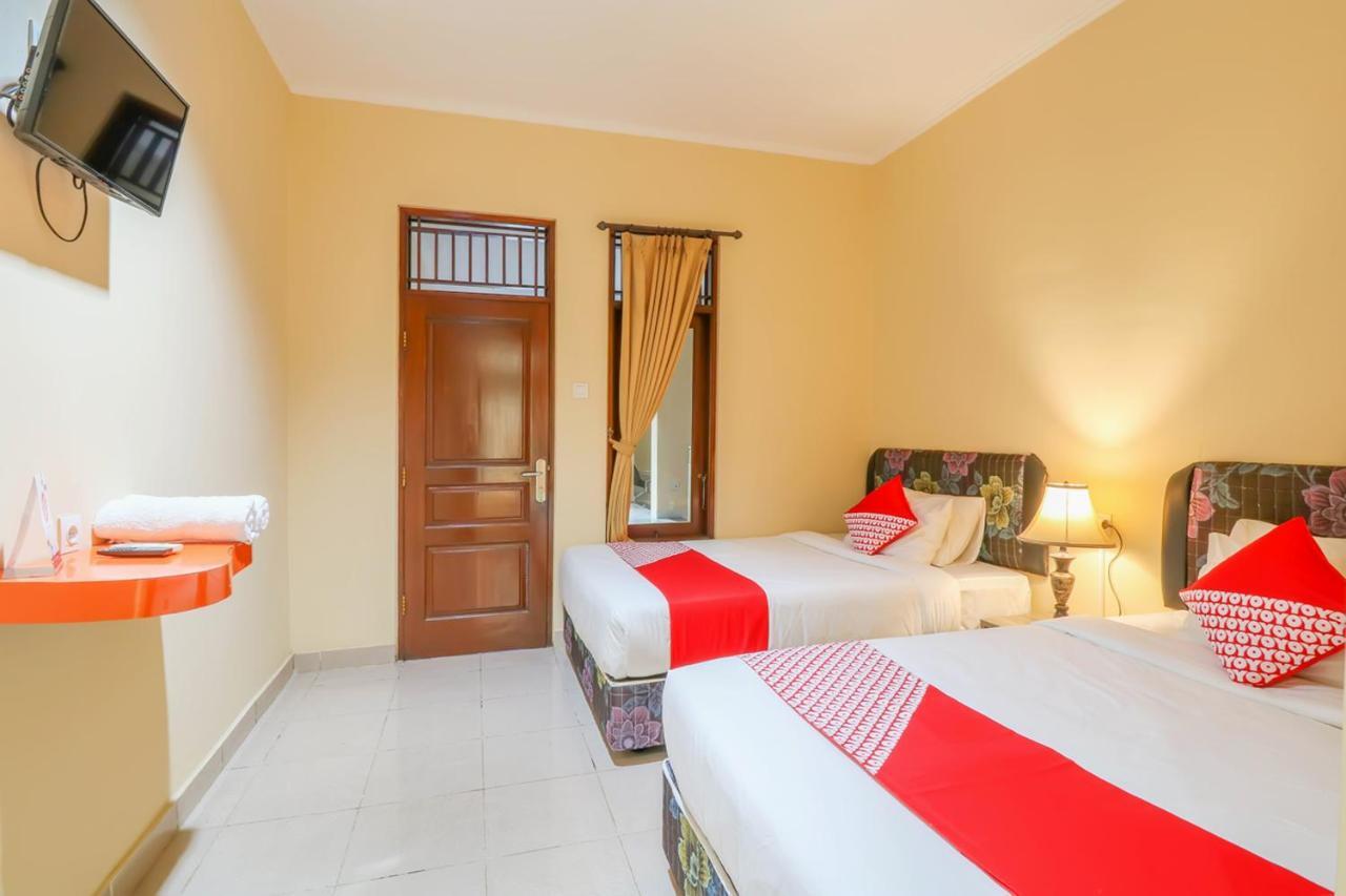 OYO 2280 Wisma Guntur II Denpasar  Bagian luar foto