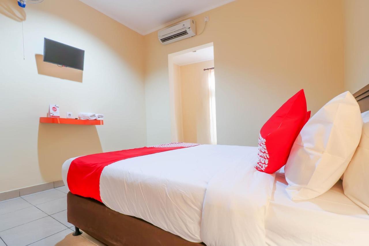 OYO 2280 Wisma Guntur II Denpasar  Bagian luar foto